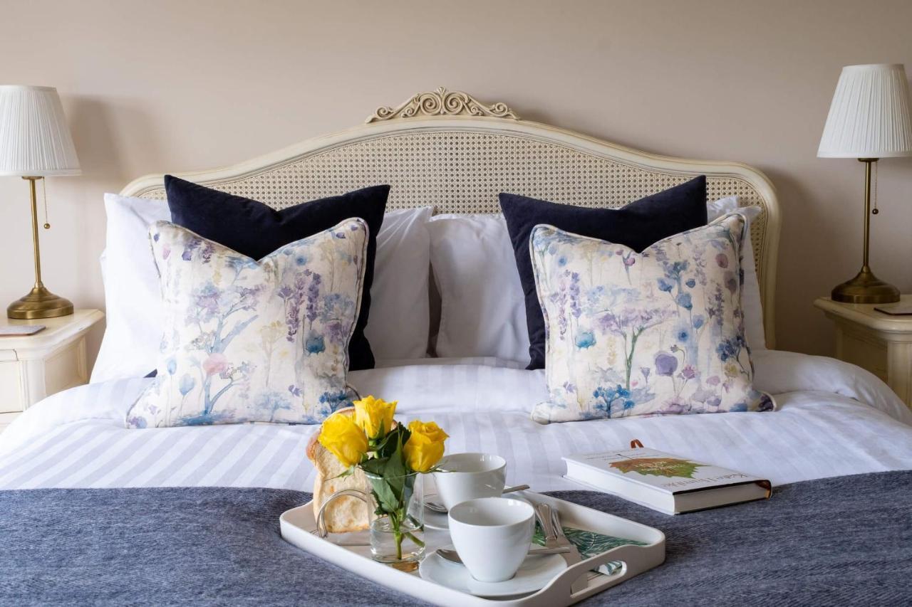 Surrey Lodge Brockenhurst Bagian luar foto