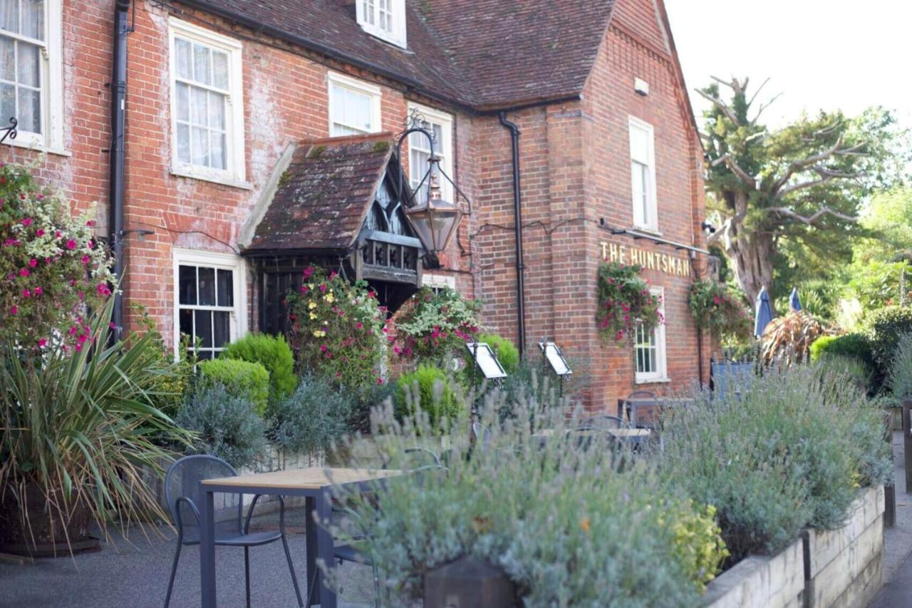 Surrey Lodge Brockenhurst Bagian luar foto