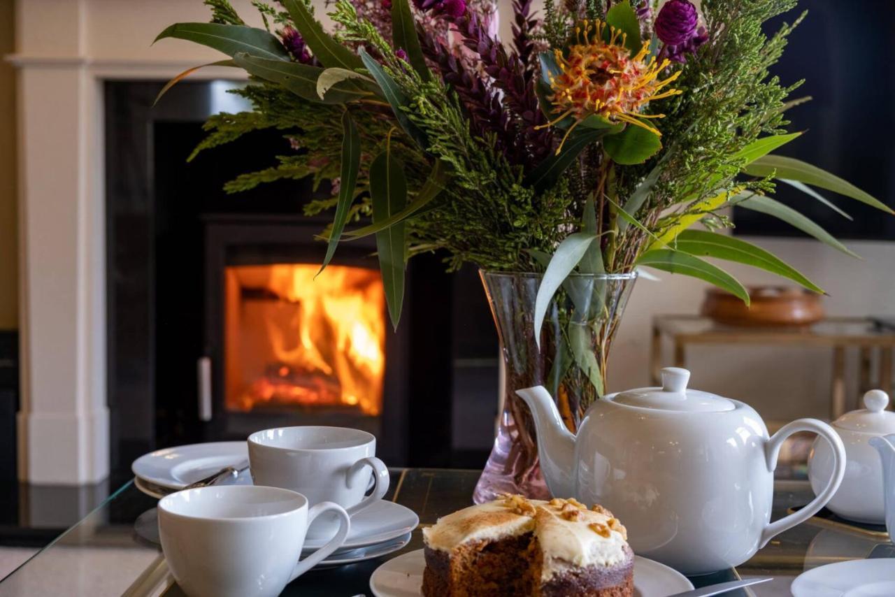 Surrey Lodge Brockenhurst Bagian luar foto